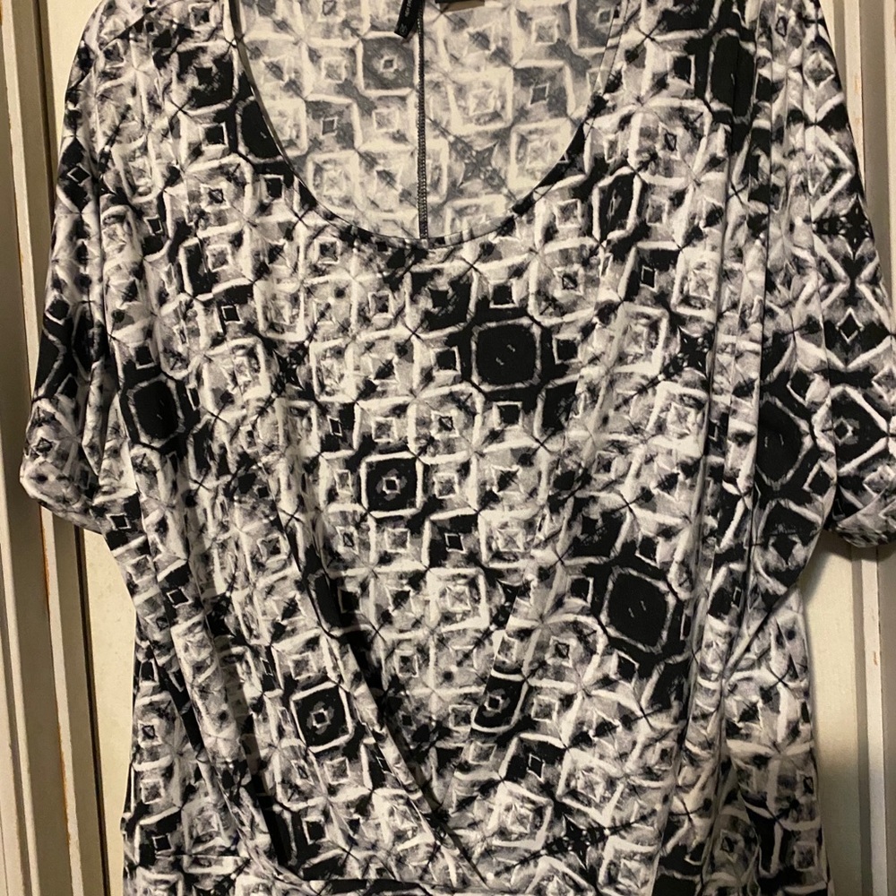 Pullover dressy top